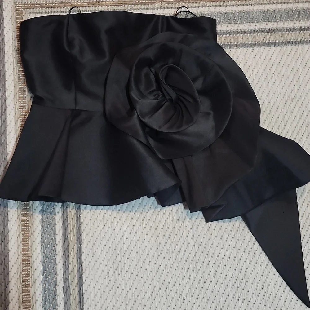 Marchesa Black Strapless Dressy Top